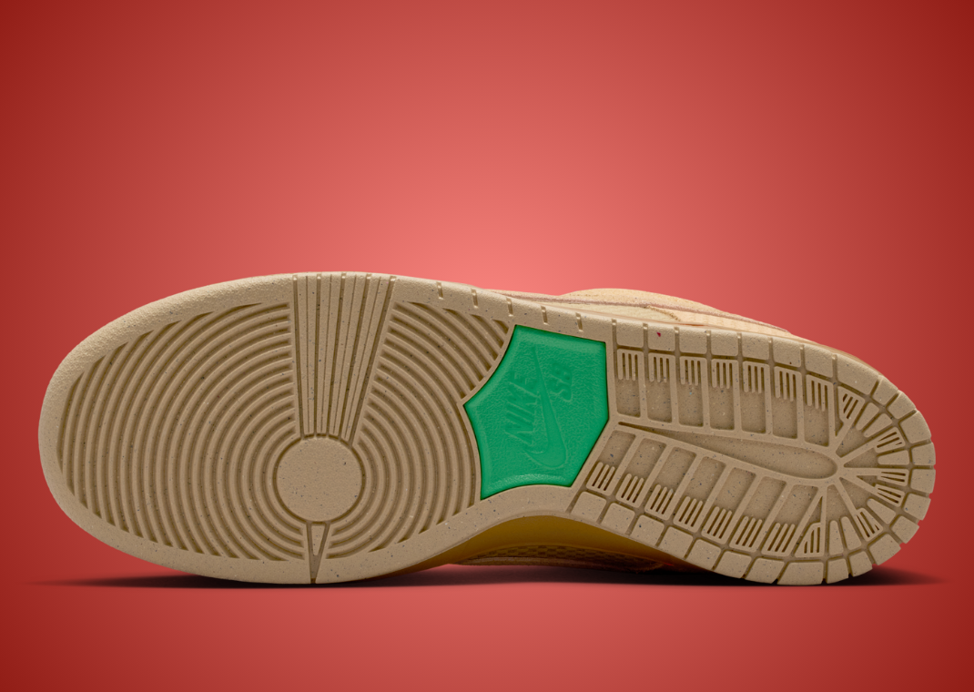 Nike SB Dunk Low Som Tum - Bottom