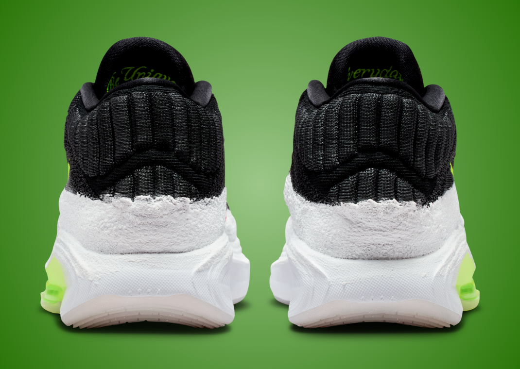 Victor Wembanyama x Nike GT Hustle 3 Christmas Heel