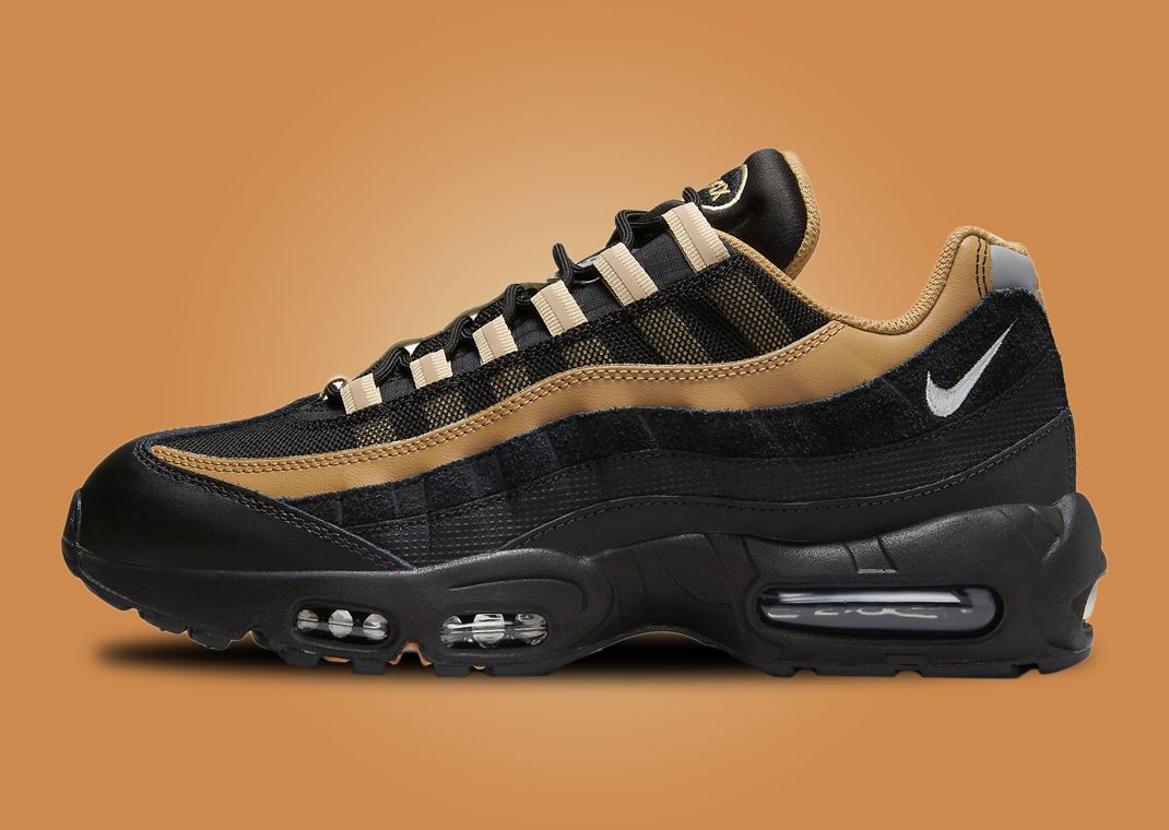 NIKE ☆ Air Max 95 ‘Black Elemental Gold’ s-l400.jpg