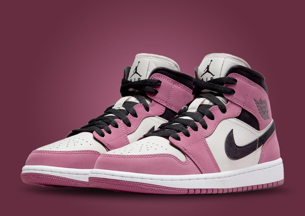 Air Jordan 1 Mid "Berry Pink"