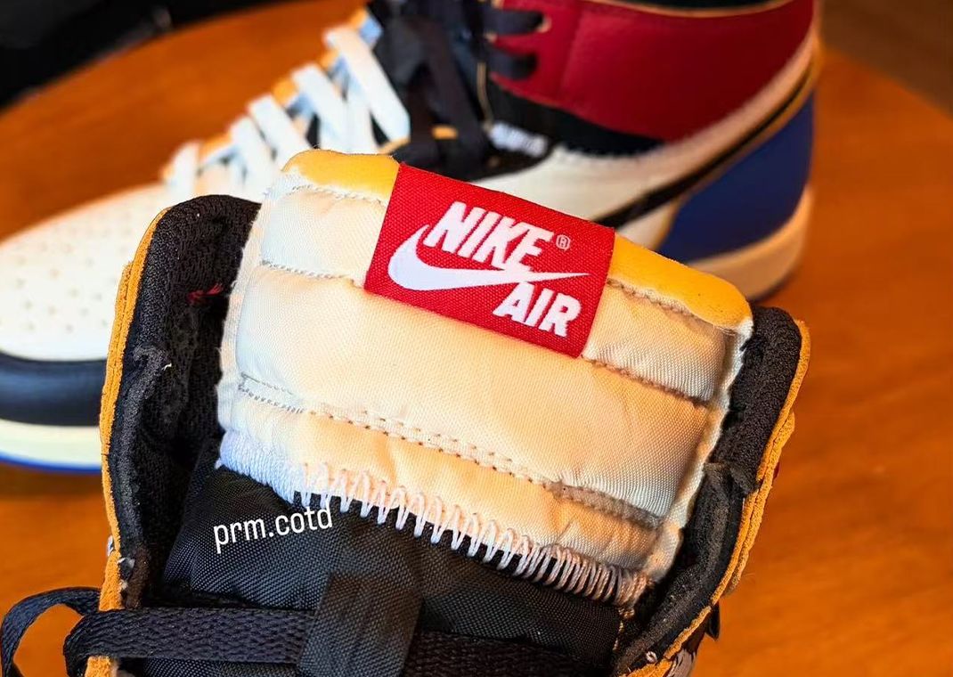 fragment design x Union LA x Air Jordan 1 Retro High OG Chicago Royal Detail