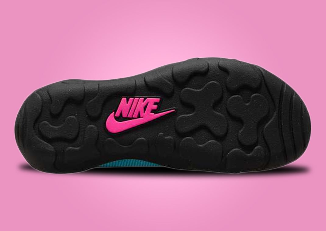 Nike Aqua Turf Dusty Cactus Hyper Royal (W) Outsole