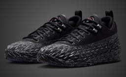 Nike’s Latest ST Charge is an Overseas Exclusive in Black with White Paint Splatter
