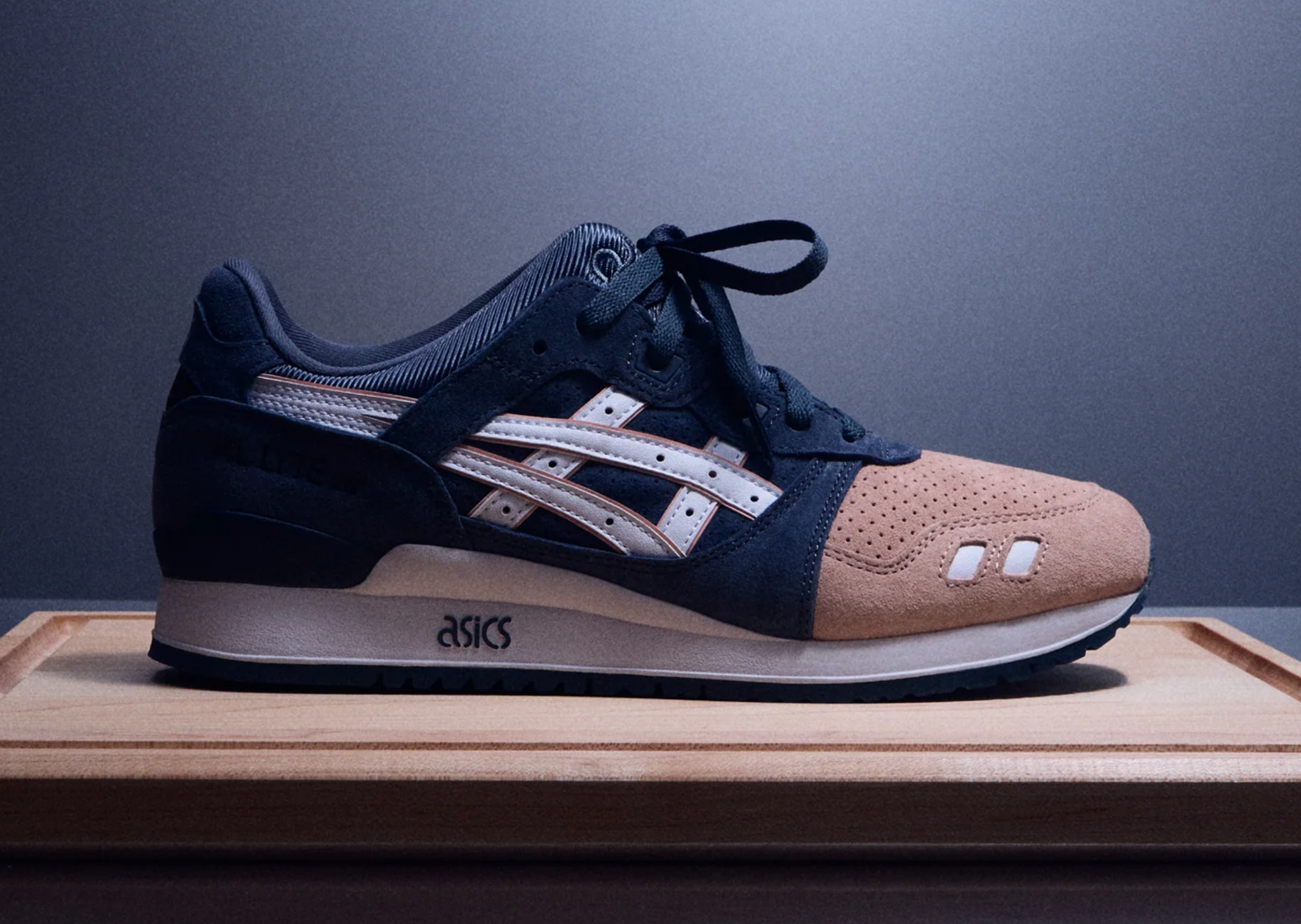 Kith x ASICS Gel-Lyte III Remastered Salmon Toe lateral view showing pigskin nubuck toe and blue suede panels