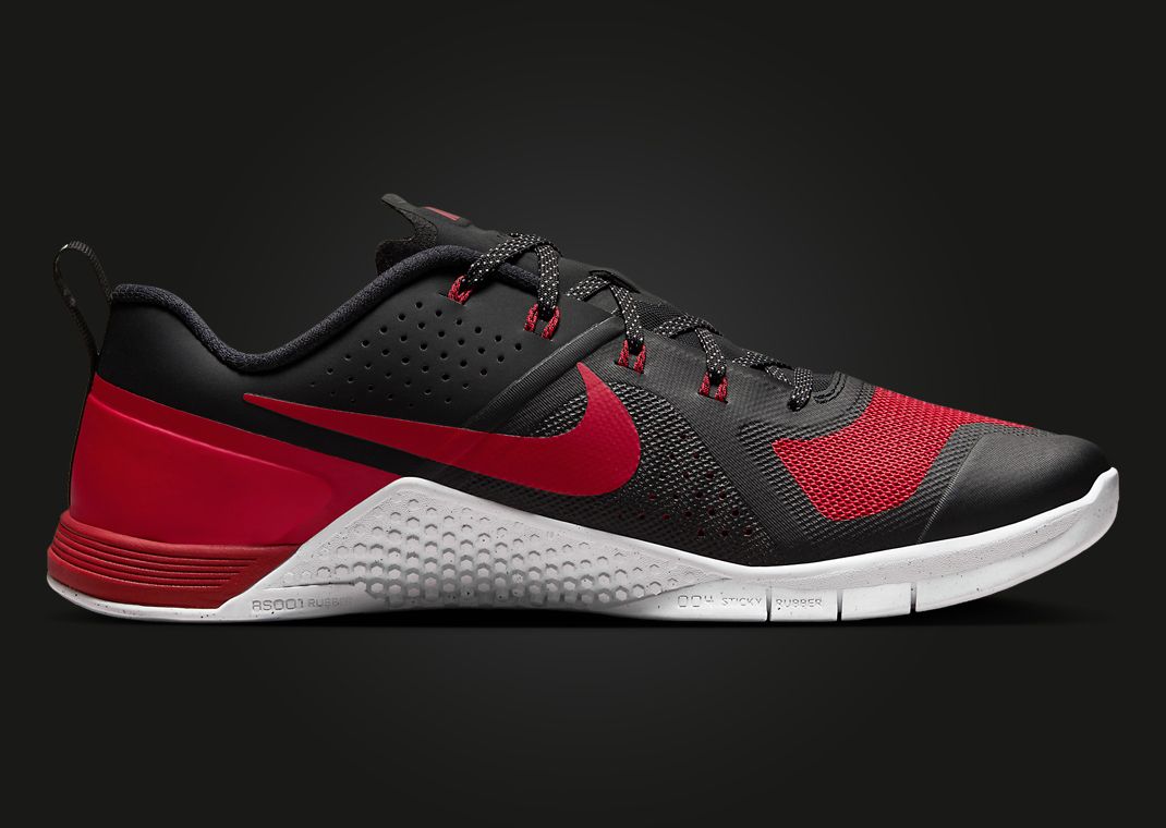Nike Metcon 1 OG Road to Metcon X Banned Medial