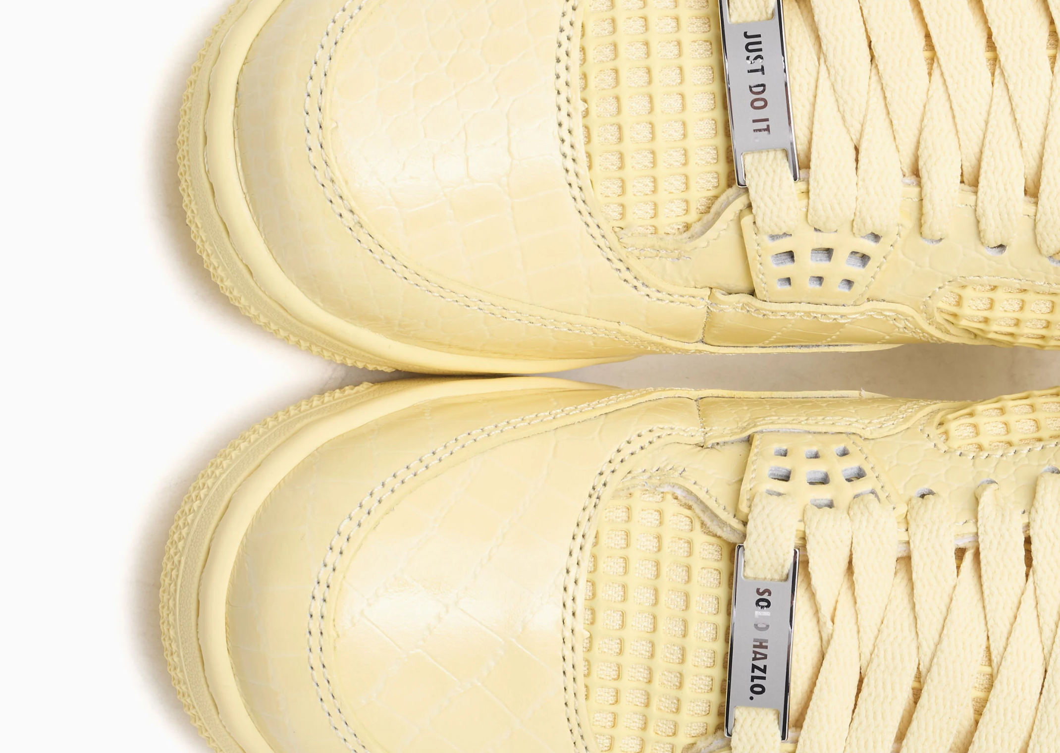J. Balvin x Air Jordan 4 Retro Lemonade - Detail