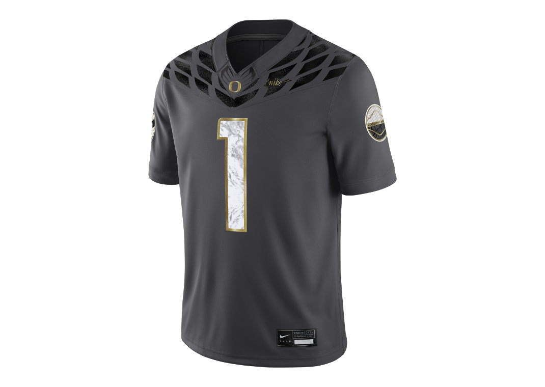 The Oregon Ducks Honor Nike’s History with Shoe Duck Uniforms