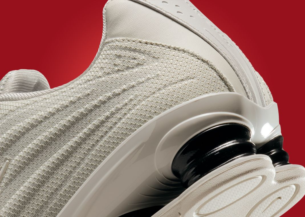 Nike Shox Z Light Bone Black Detail