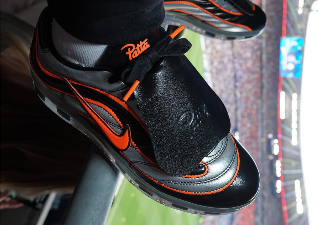 Patta x Nike Cryoshot Mercurial R9