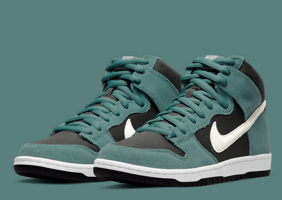 Nike sb dunks high green hot sale