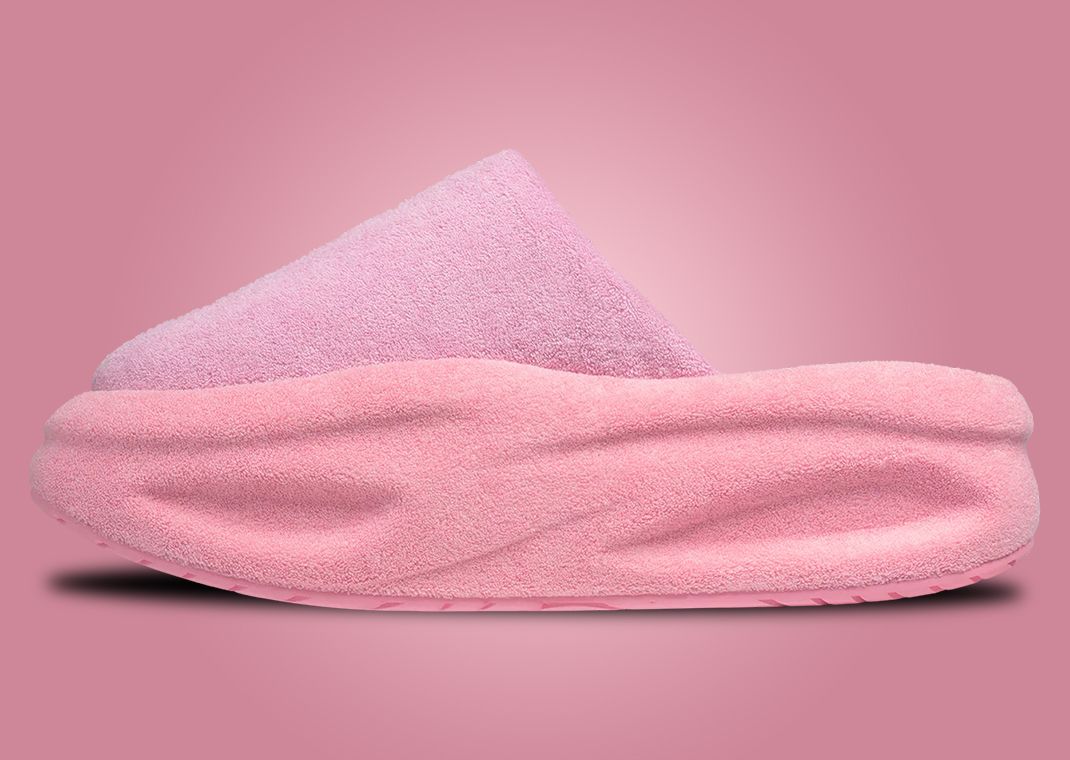 SKYLRK Chunky Mule Powder Pink Medial