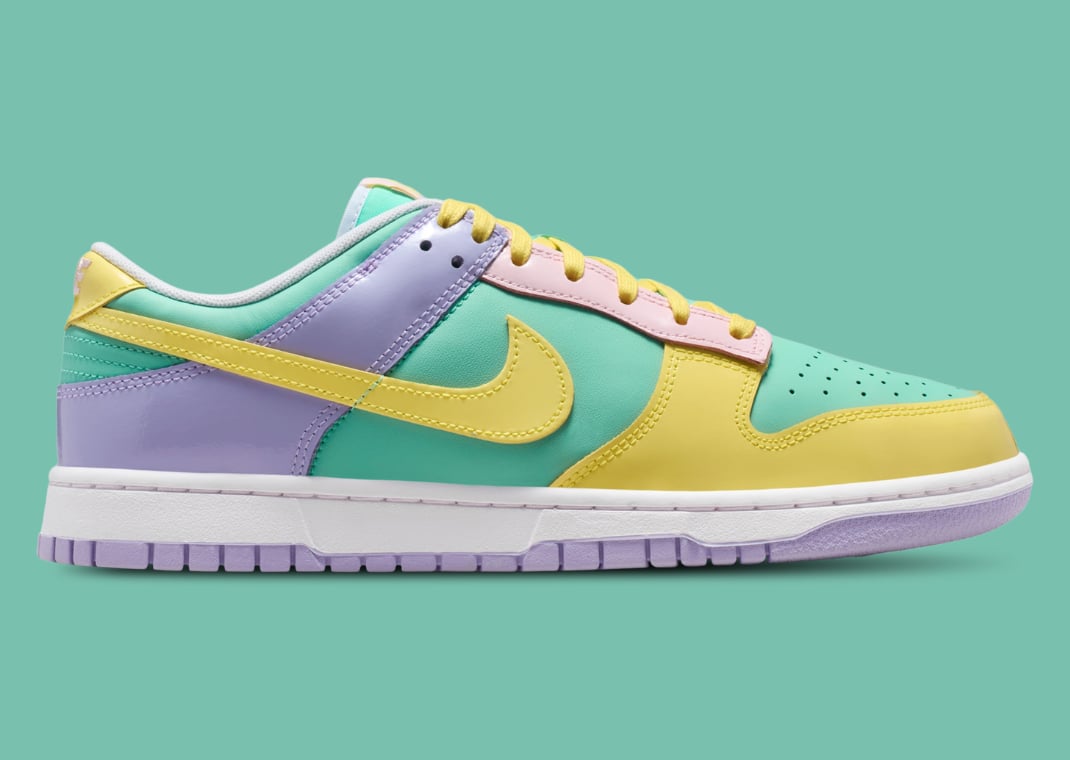 Nike Dunk Low Easter