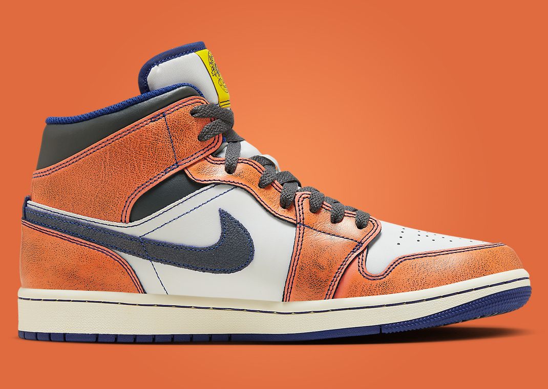 Air Jordan 1 Mid SE Flight Vintage Medial