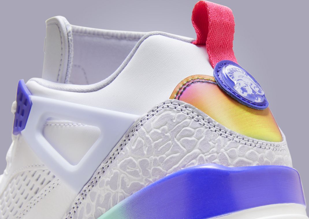 Jordan Spizike Low Dongdan Heel Detail
