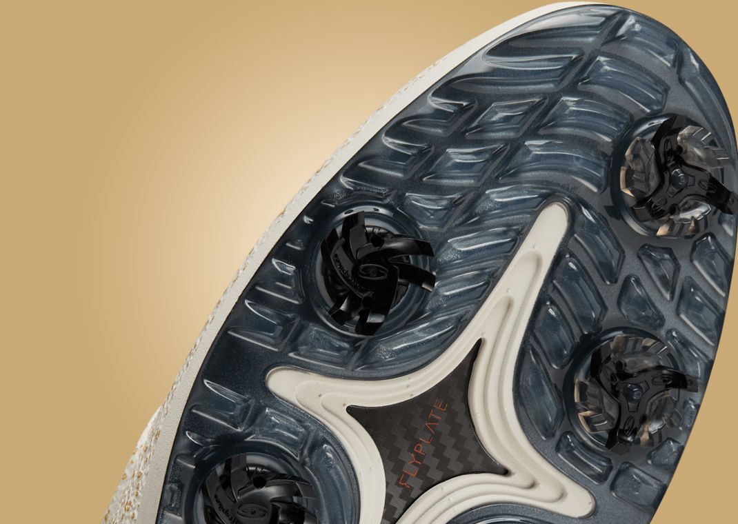 Nike Victory Tour 4 The Open Outsole
