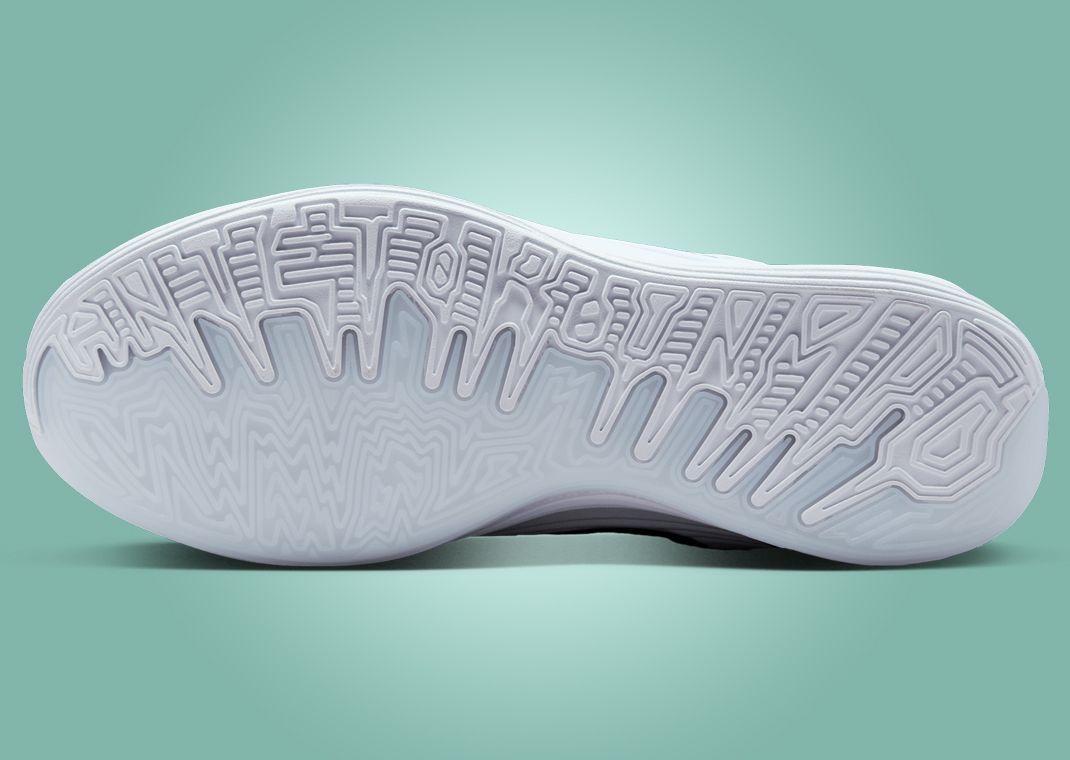 Nike Giannis Freak 7 TB Wolf Grey - Bottom
