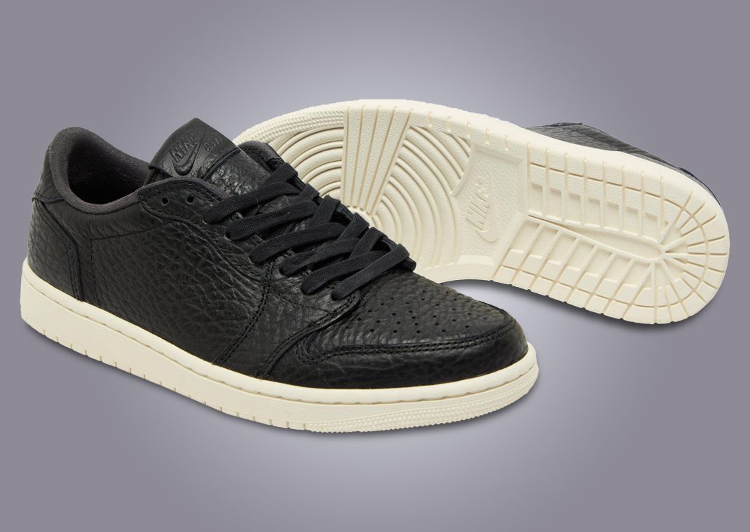 Air Jordan 1 Retro Low NS Black Lateral and Outsole