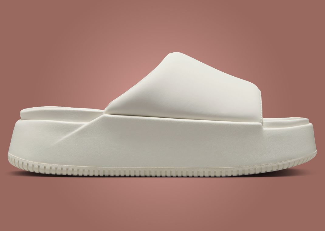 Nike Calm Elevation Sail (W) Medial