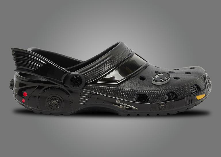 Batman x Crocs Classic Clog Batmobile Lateral