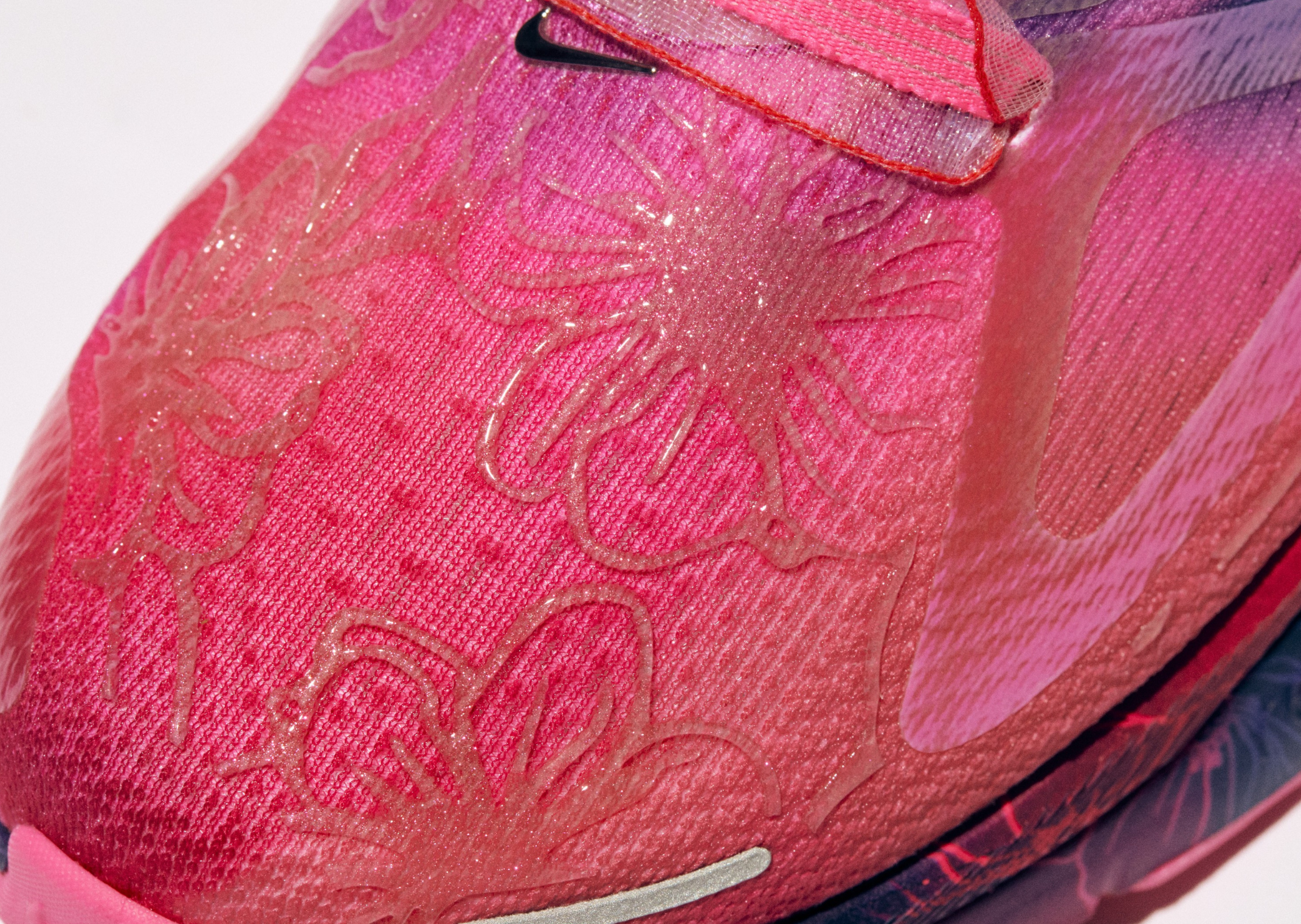 Nike Structure Plus Doernbecher Aurora Loss