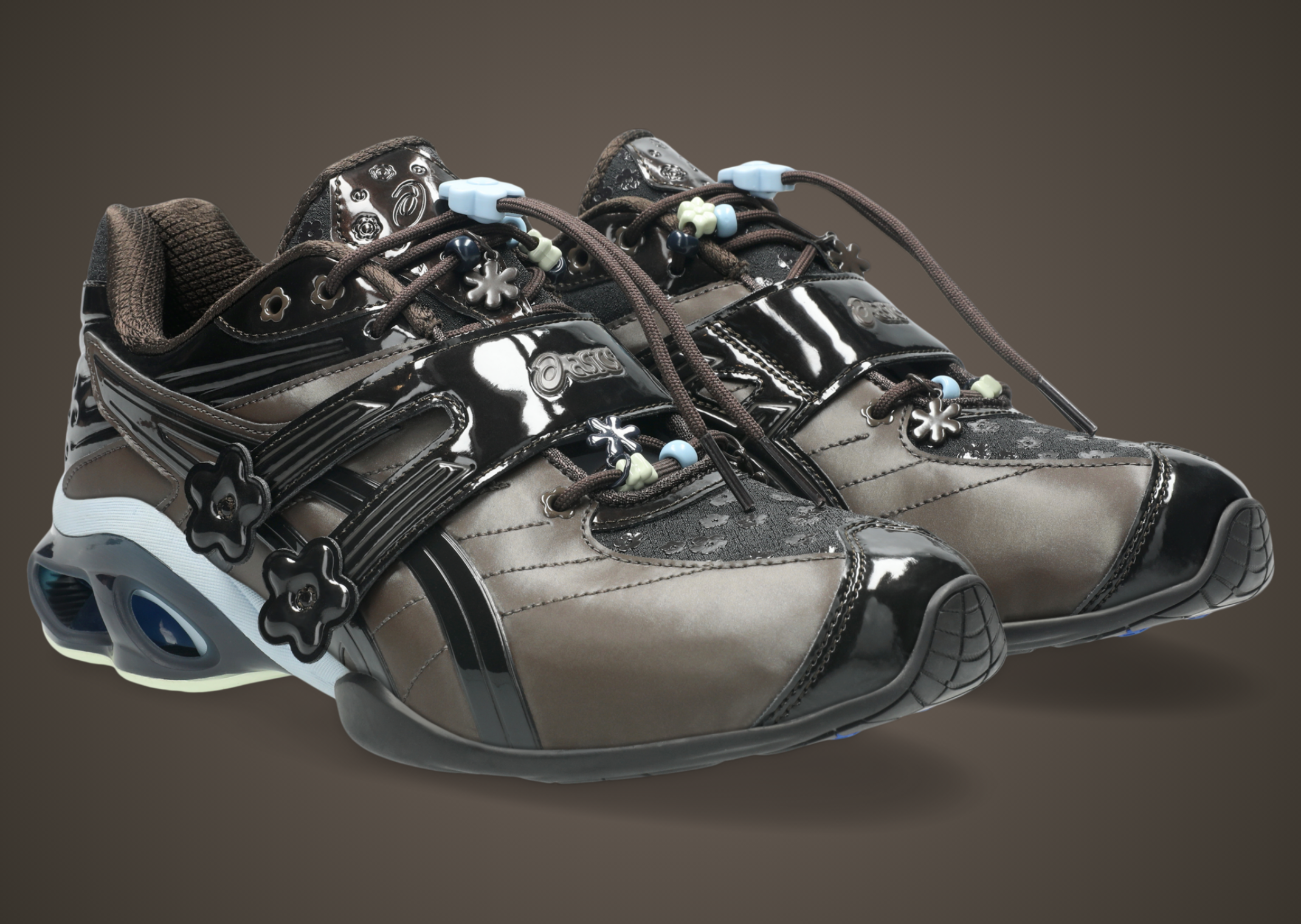 Cecilie Bahnsen x Asics Gel-Kinetic FR Black Coffee - Angle