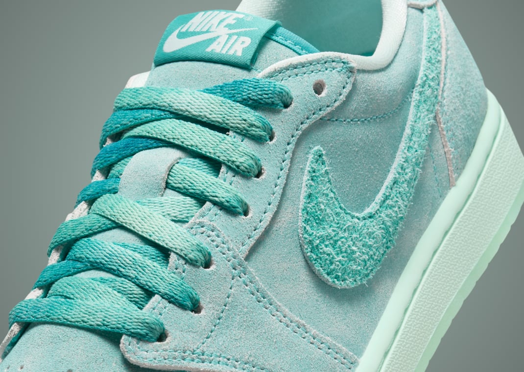 Air Jordan 1 Retro Low OG Washed Teal (W)