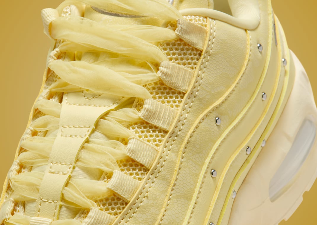 Nike Air Max 95 Soft Yellow (W)