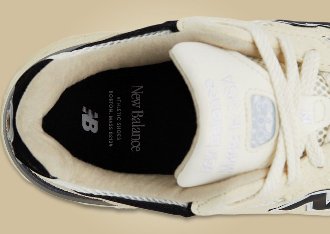New Balance 993 Made in USA Sea Salt Black Insole