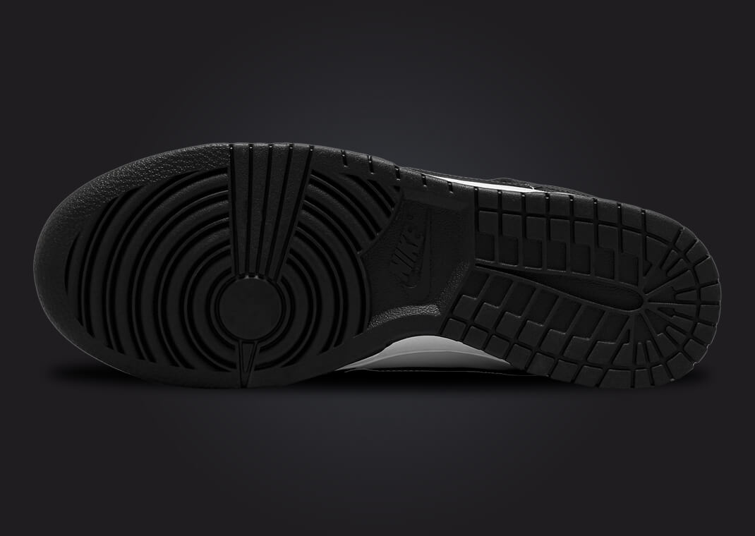 Nike Dunk Mid Leather Panda Outsole