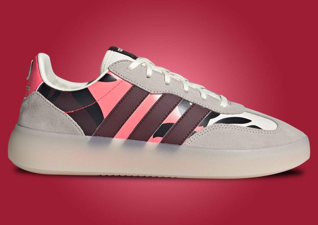 Mercedes AMG Petronas Formula One Team x adidas Barrdea Decode Lateral