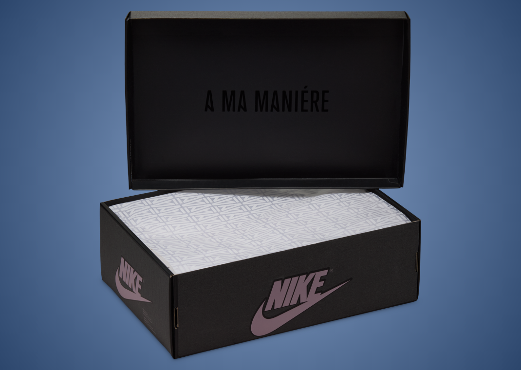 A Ma Maniere x Nike Air Force 1 WYWS Diffused Blue - Box