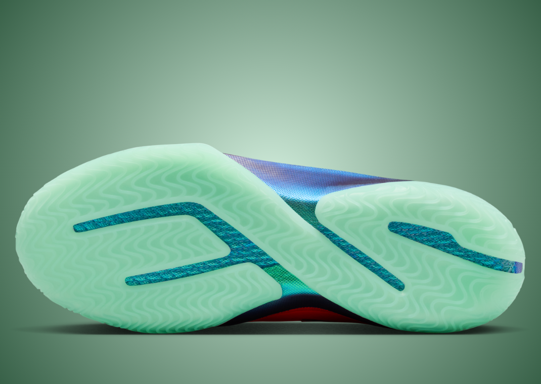 Nike LeBron 23 Christmas - Bottom
