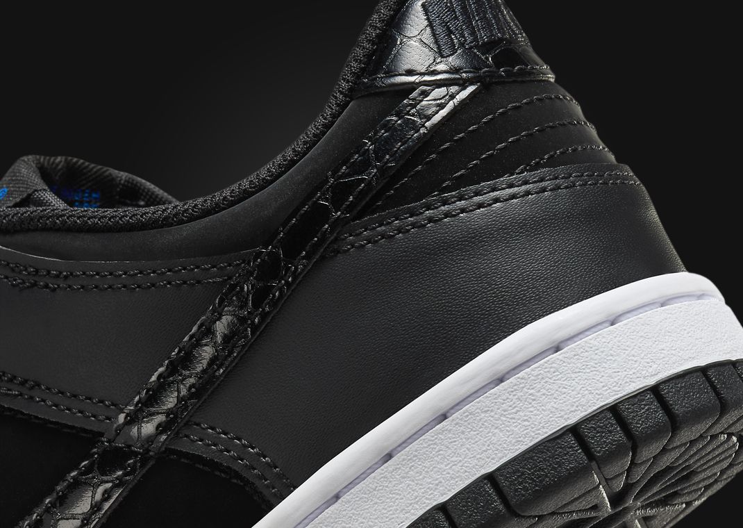 Nike Dunk Low SE Back To School Black (GS) Heel