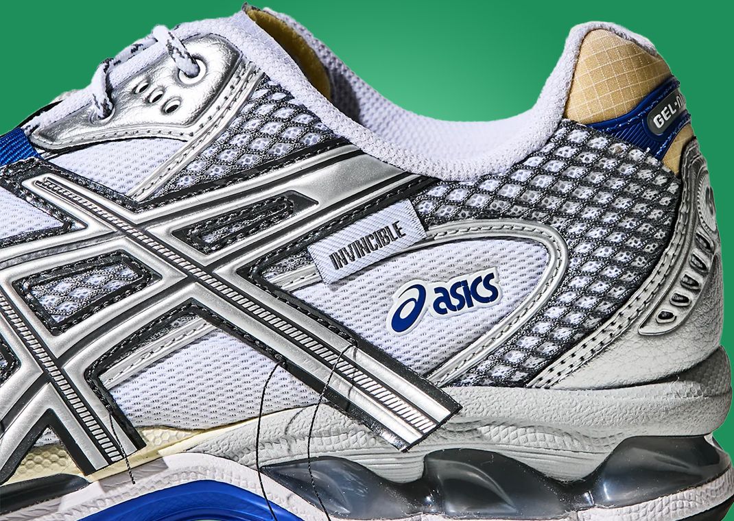 INVINCIBLE x Asics Gel-Nimbus 10.1 HTTP 404 Blue Detail