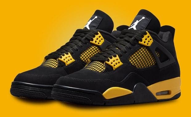 Air Jordan 4 Retro Thunder