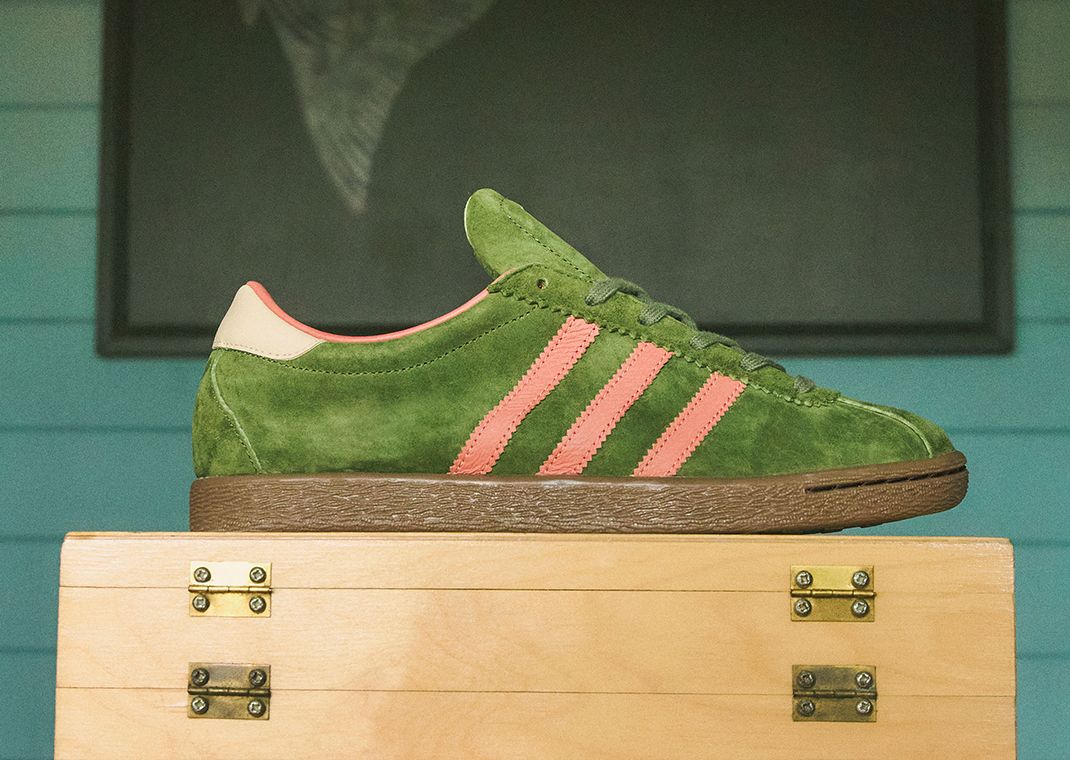 END x adidas Tobacco Fly-Fishing Wild Pine Lateral