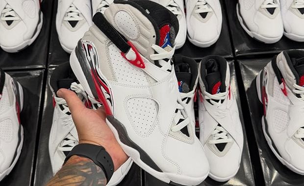 The Air Jordan 8 Retro Bugs Bunny Returns Holiday 2025