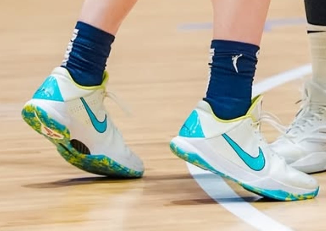 Caitlin Clark Nike Kobe 5 Parent Trap PE