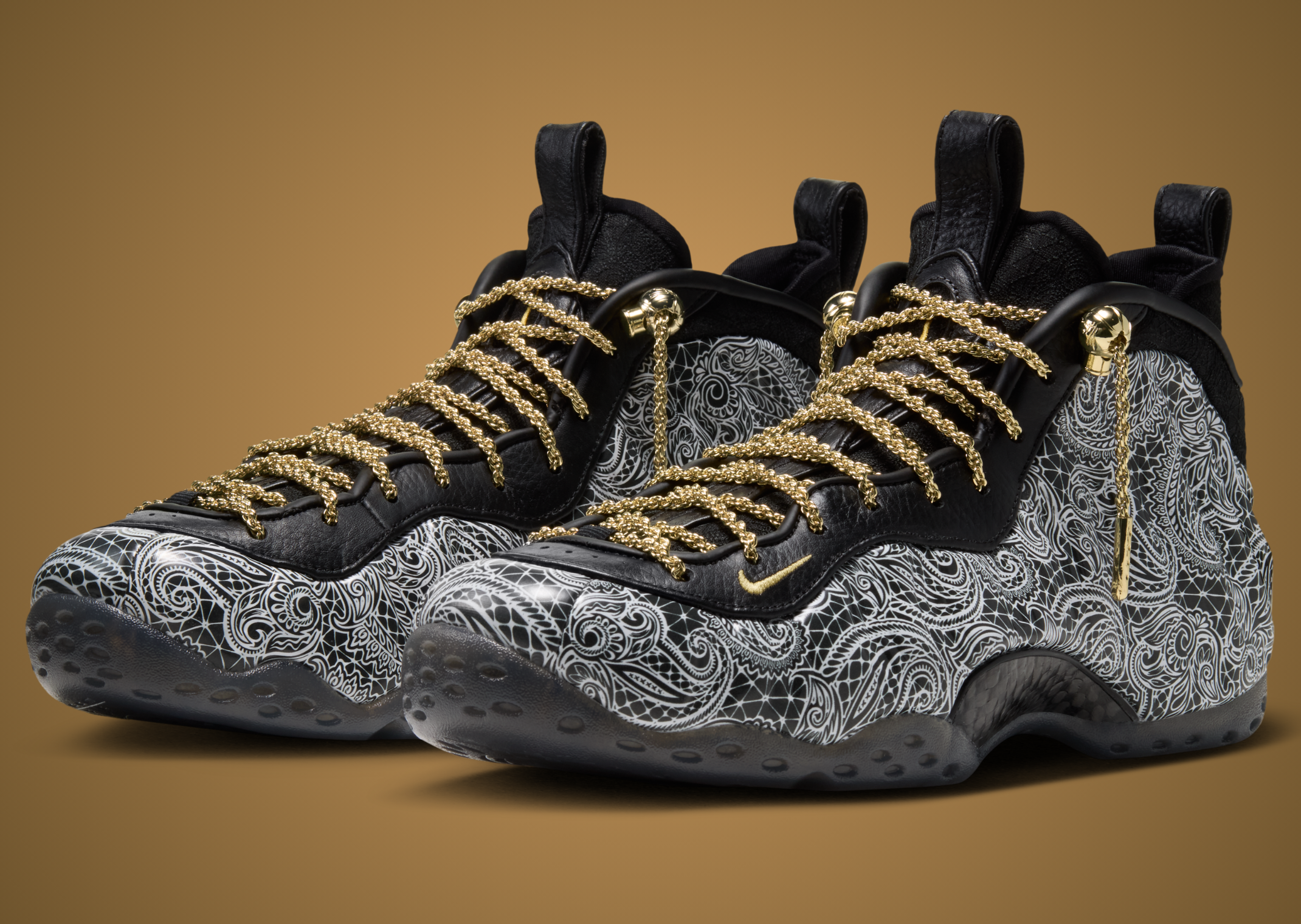 Victor Solomon x Nike Air Foamposite One Black - Angle