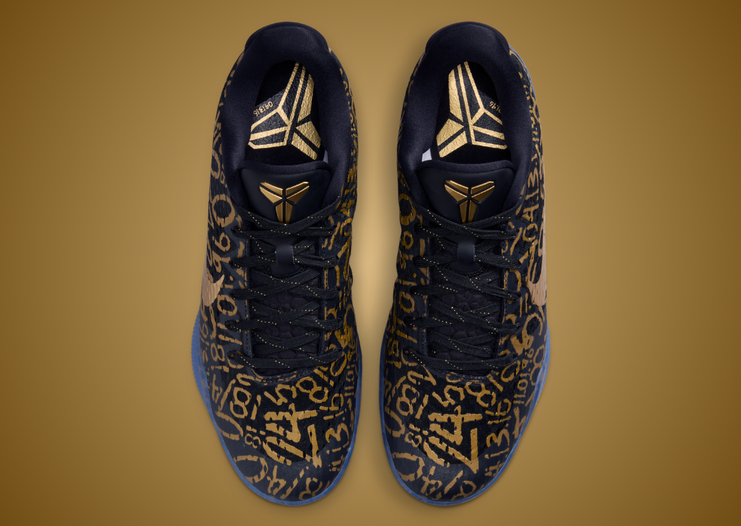 Nike Kobe 11 Protro Mamba Day - Top