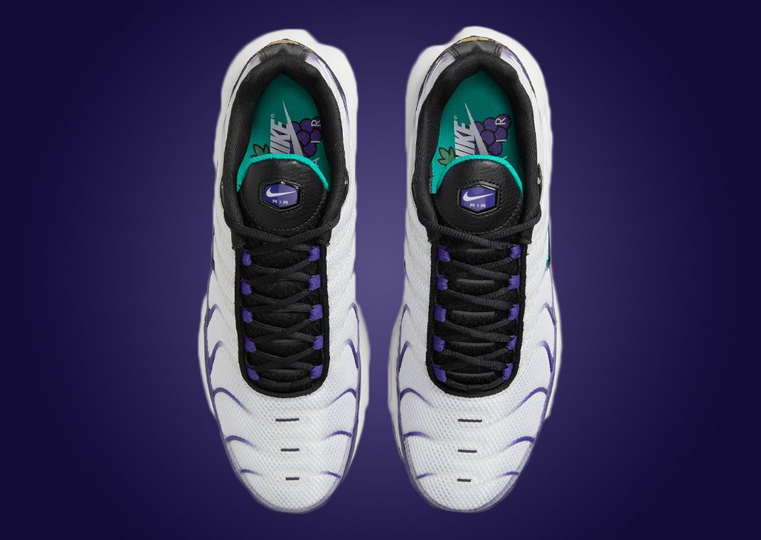Supreme × Nike Air Max Plus Hyper Grape Supreme × Nike Air Max Plus 