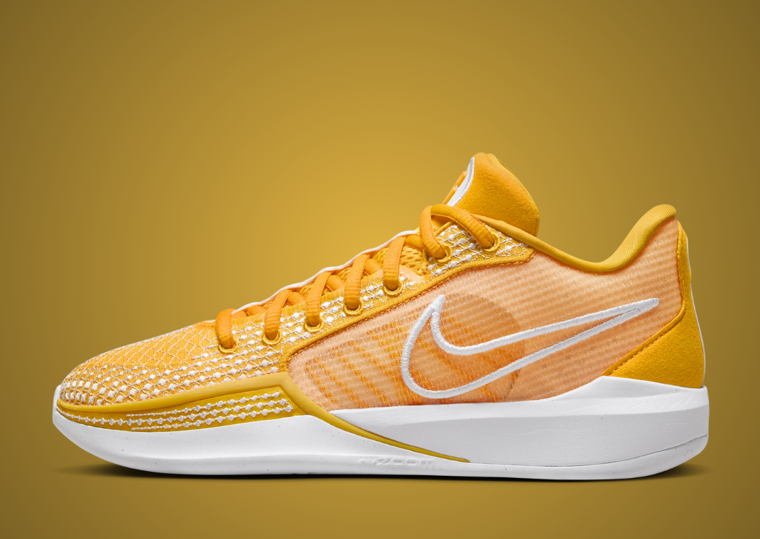 Nike Sabrina 1 TB University Gold Lateral