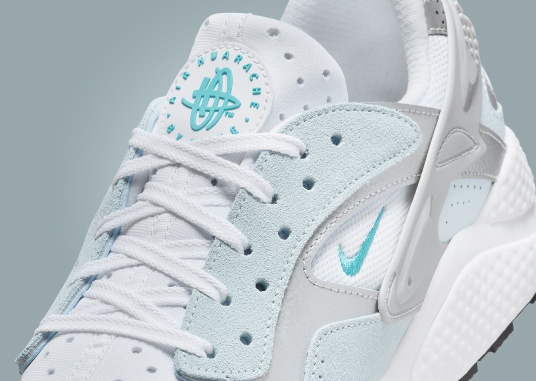 Nike Air Huarache Runner Dusty Cactus Tongue
