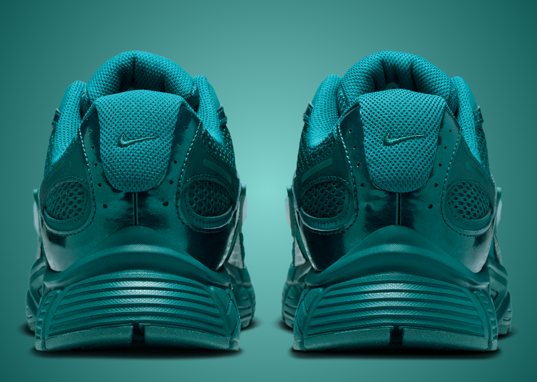 Social Status x Nike V5 RNR Geode Teal Heel