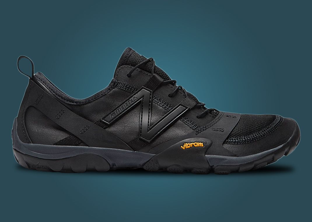 Issey Miyake x New Balance MT10 Black Lateral