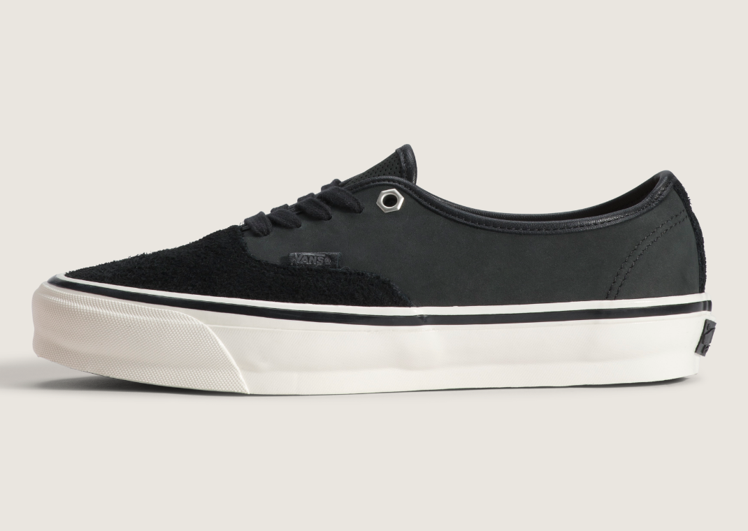 Haven x Vants OTW Authentic 44 Vibram Black - Lateral