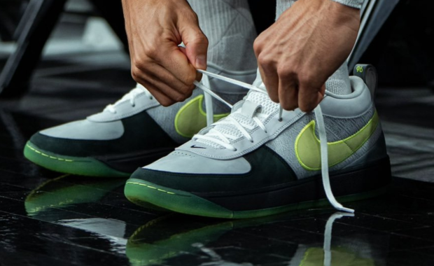 Nike Book 1 Air Max 95 Neon