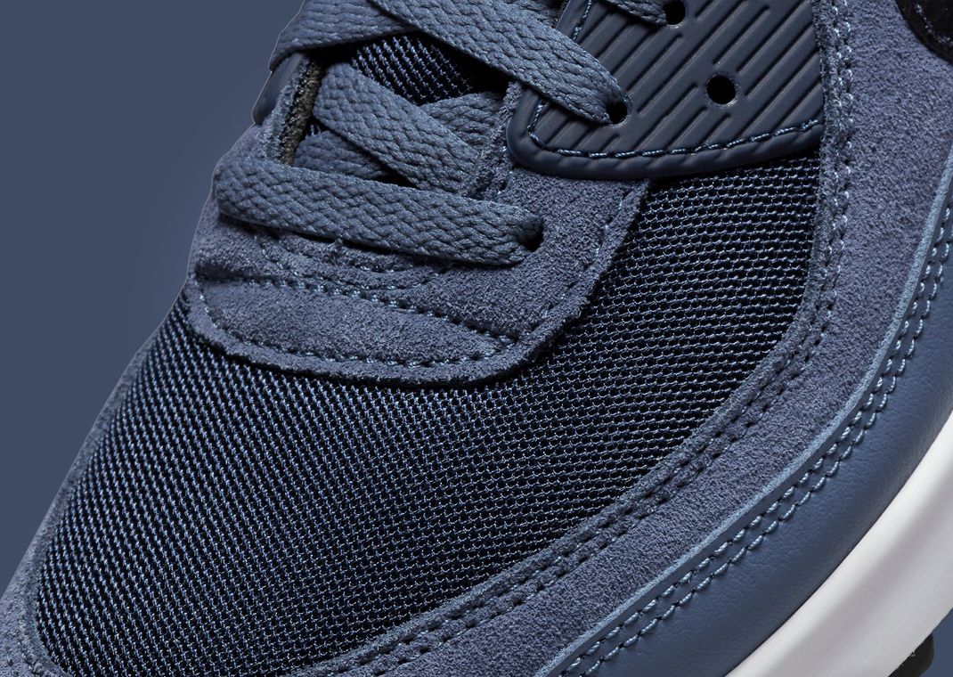 Feel The Blues With The Nike Air Max 90 Diffused Blue Obsidian