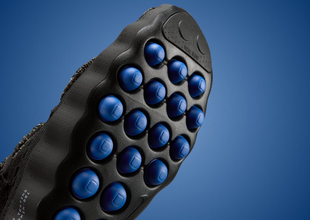 fragment design x Nike Mind 002 Flyknit Black