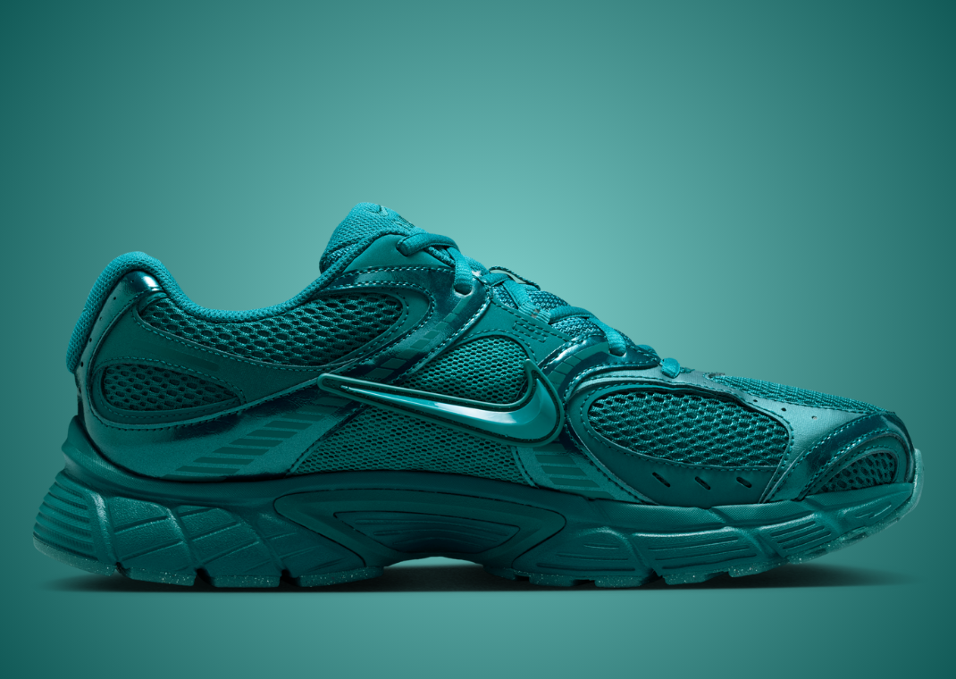 Social Status x Nike V5 RNR Geode Teal Medial